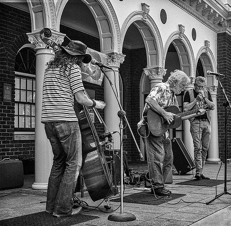 The Peadboy and band